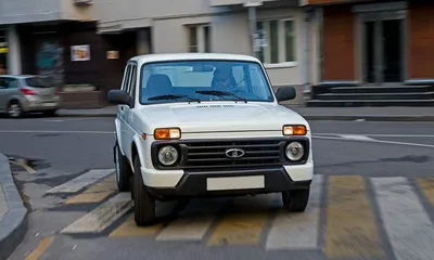 9229329_200